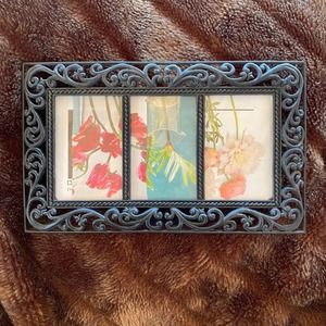 SIXTREES 7-1/2” x 4-1/2” Black Metal Filigree 3-Photo Frame